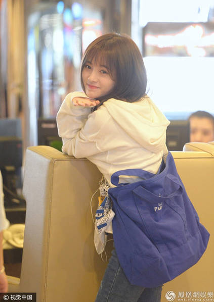 鞠婧祎顶韩式刘海似高中少女 换了新发型她还是四千年美女吗 鞠婧祎顶韩式刘海似高中少女 换了新发型她还是四千年美女吗