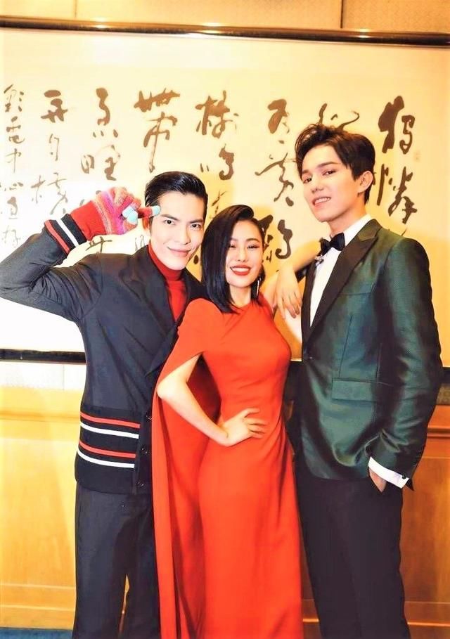 迪玛希唱《Hello》时,JessieJ在后台瞠目结舌!