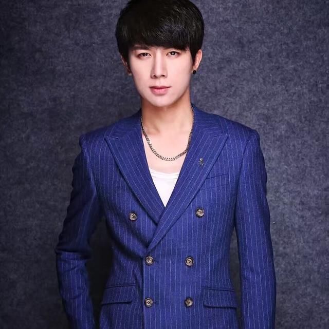 上不会被封杀的5大主播,李明霖上榜,白小白仅