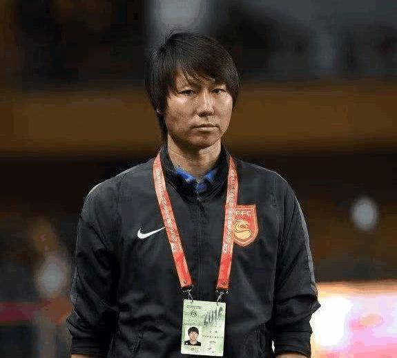 卓尔提前三轮夺冠冲超,武汉足球重回顶级联赛