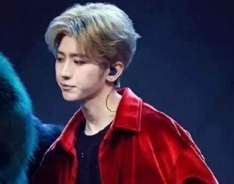 《偶像练习生》蔡徐坤起诉前公司欺诈未成年人