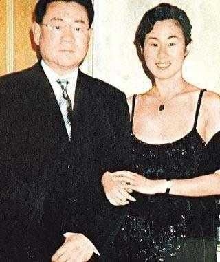 刘銮雄三次向她求婚,长相一般却赢得两大富豪
