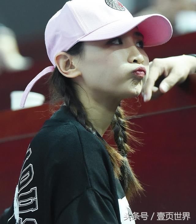 图
500x433 - 23KB - JPEG
![中国体坛五大美女,赵爽引库里偷瞄,何雯娜卖萌