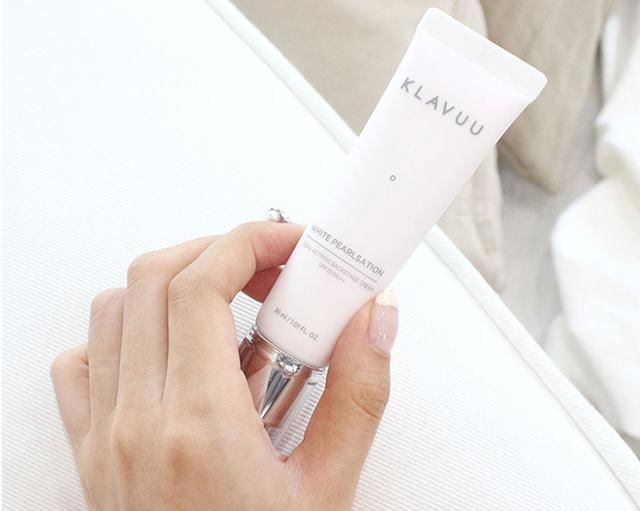 韩国隔离霜最近出名了,30秒妆效堪比磨皮,24