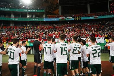 BBC点评国足威尔士之战:一群大人在虐小孩子