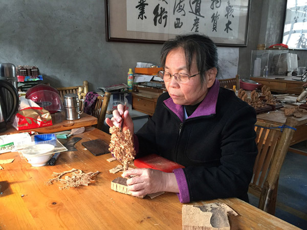 【中国梦·实践者】守护世界独有的福州软木画