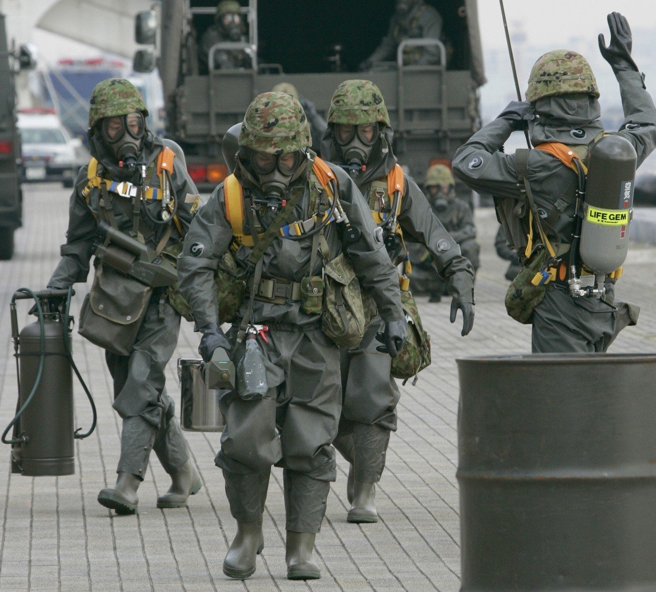 白宫花6400万美元升级的围栏居然是被一个翻栅栏的老兵逼出来的