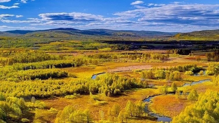 秋来了!小兴安岭山色五彩斑斓,多地展现缤纷秋色 秋来了!小兴安岭山色五彩斑斓,多地展现缤纷秋色