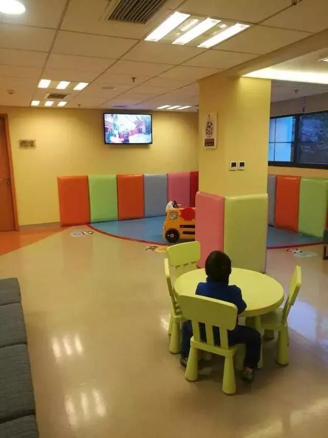 一个护士妈妈和孩子对抗流感的经历