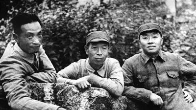 红军无线电通讯事业，为什么从“半部电台”开始？