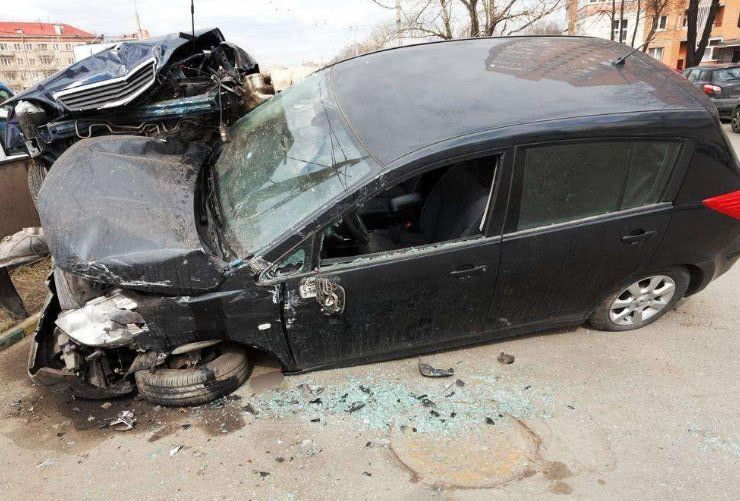 为啥开过越野的人都改开轿车了?知道原因后,车