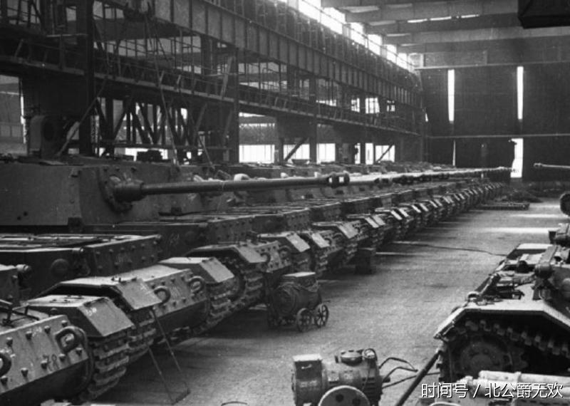 二战德国工业实力有多强?工厂停满飞机坦克,源
