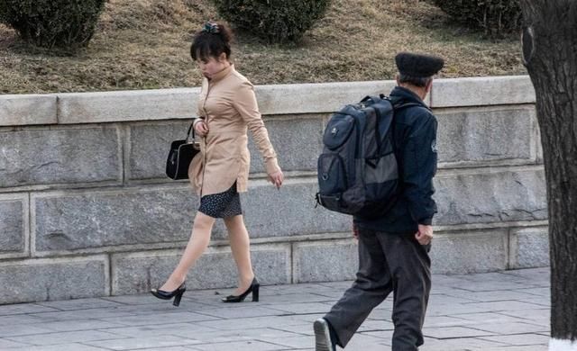 平壤是个生产美女的地方,很多人说朝鲜的美女都集中在平壤了.