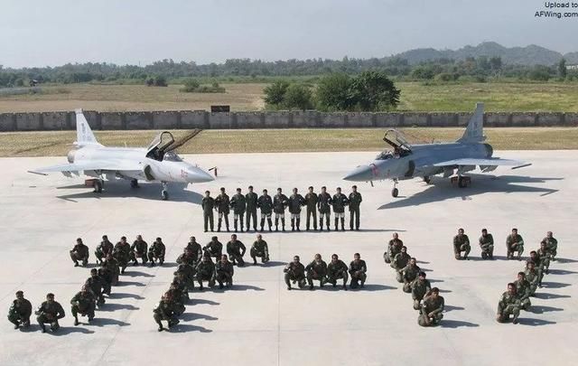 已经进化到Block3型的JF-17枭龙 还会有Bloc