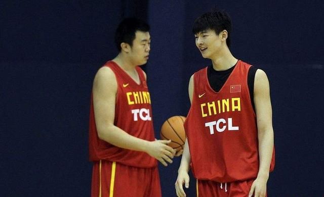 中国男篮亚运会12人名单预测:8人锁定位置,CB