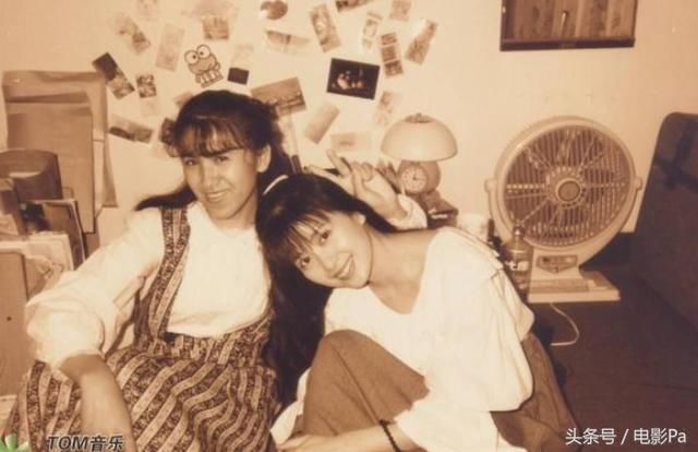 最红时齐名杨钰莹,却因太纯洁被埋没17年,如今