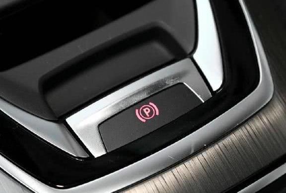 标致408有什么优缺点?到底值不值得入手,要看