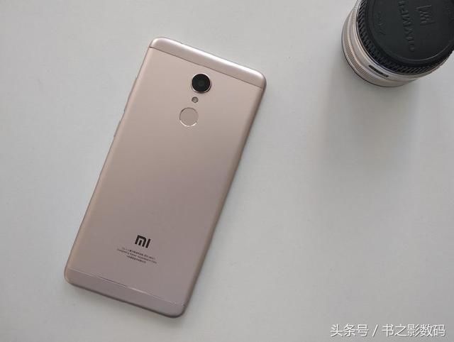 小米性价比最高的两款千元机,骁龙636双摄对阵