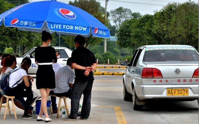 不知道这6个驾车技巧驾照到手你仍等于不会开车 不知道这6个驾车技巧驾照到手你仍等于不会开车