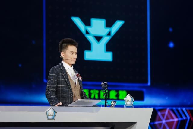 最强大脑最刺激一战 梁紫晨小宇宙爆发吊打对手 云之队跌宕取胜