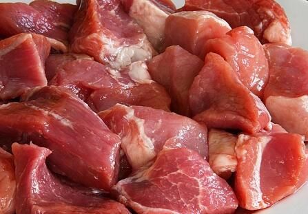 人们爱吃的生猪蹄和猪肘子的区别在哪?是猪的