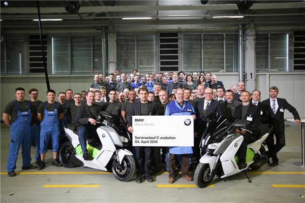 宝马电动摩托车C Evolution进军美国:续航159K