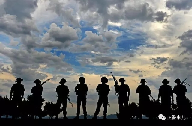 05小 李——枪王之王——百步穿杨的蓝剑神狙! 05小 李——枪王之王——百步穿杨的蓝剑神狙!