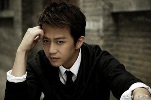 《跑男》由安慕希冠名播出,但是跑男成员里有