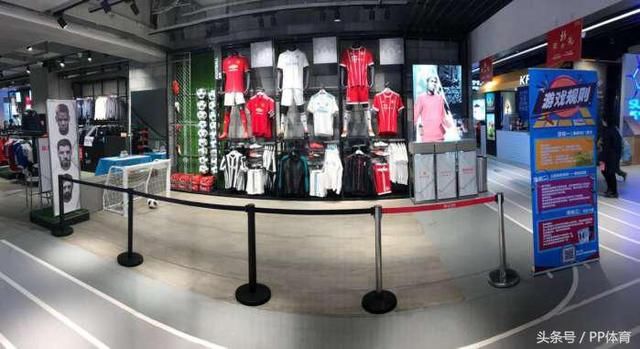 为欧冠球队打Call PP体育社区球迷现场体验新