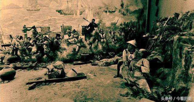 历史上的今天,第一次鸦片战争爆发,中国沦为半