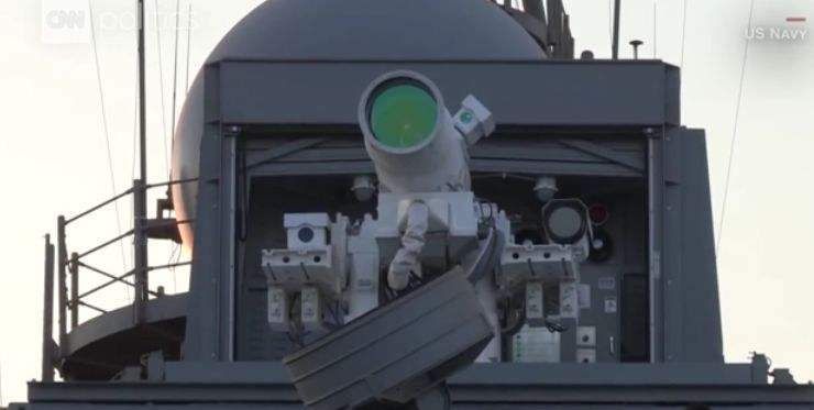 激光武器时代来到!中国电磁炮和美国激光炮对