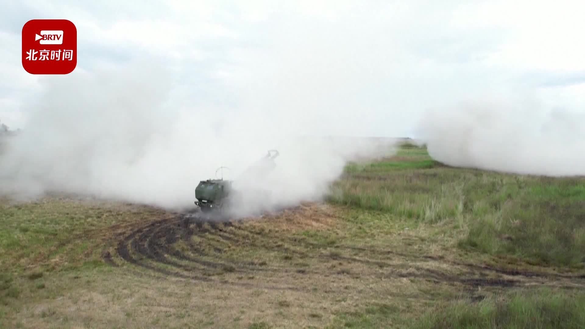 波兰防长：已收到首批采购的“海马斯”系统