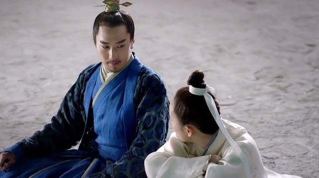 《三生三世》中,墨渊对白浅的爱,始终比不过夜