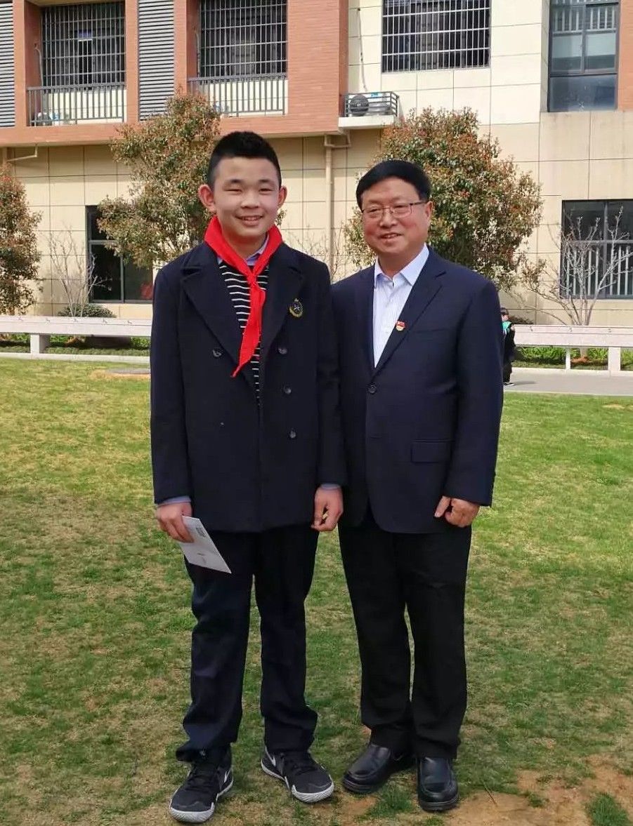 种下第一棵毕业树,给十年后的自己写了一封信