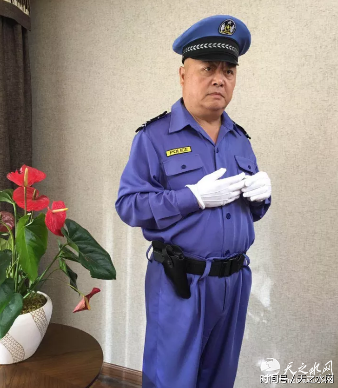 著名影视演员毛永明旅居美国心系天水(天之水网)