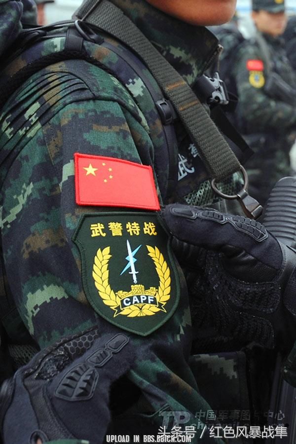 武警特战的迷彩帅气,目前所有军兵种里最帅