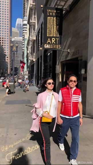 48岁李嘉欣带儿子出游,冻龄女神像18岁,独子却