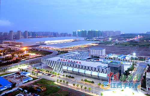 汽运抱团俩铁哥们 快哉(图)