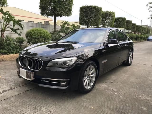 不能因为昆山宝马哥,你就不买宝马了,这台30