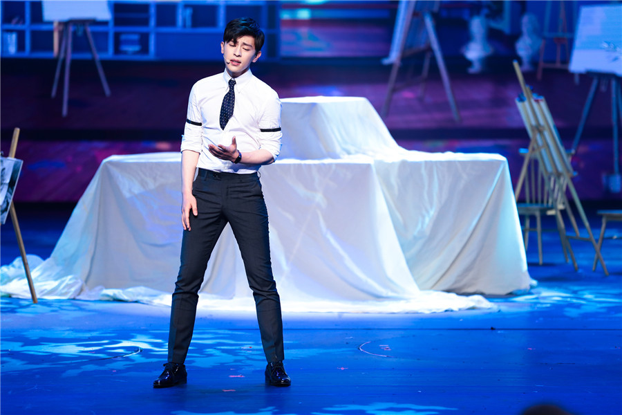 “人气偶像”邓伦跨界首唱便获得了不错的成绩，低沉磁性的嗓音，饱含深情的演唱，他不但将张惠妹的经典歌曲《哭不出来》中蕴含的无奈、伤感完美展现，更唱出了专属于自己的味道。