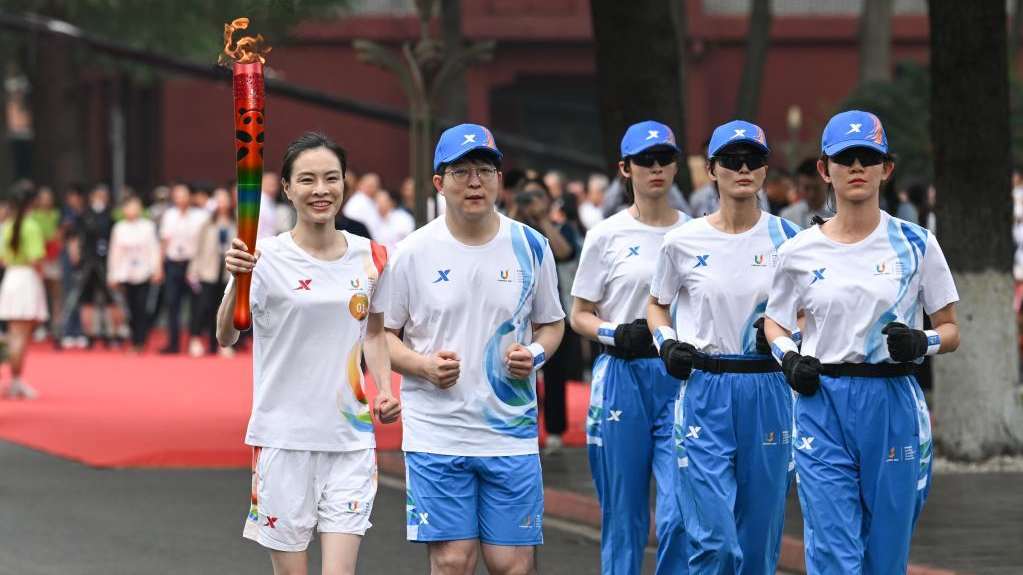 “蓉火”回蓉!成都大运会火炬传递成都站启动 “蓉火”回蓉!成都大运会火炬传递成都站启动