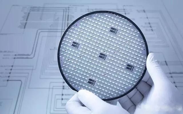 国产12英寸芯片用大硅片量产成功,突破国外芯