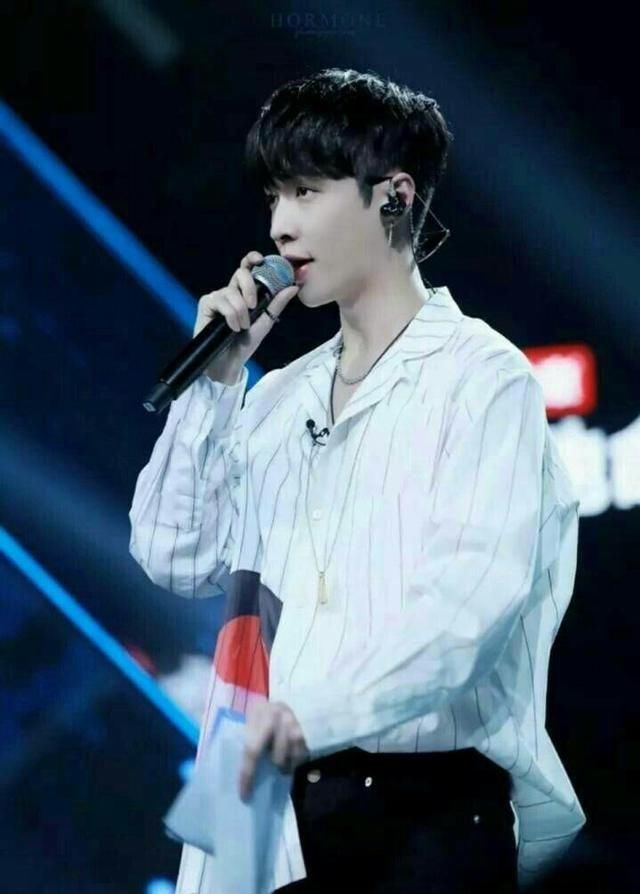 《偶像练习生》九人出道,经纪公司成谜,到底该