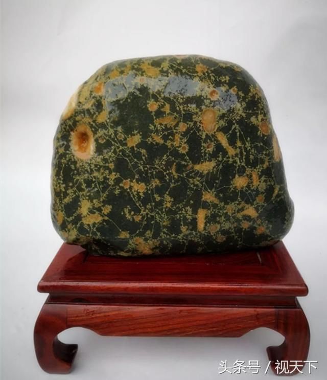 捡到奇石不要再打磨了,原汁原味才是石之美