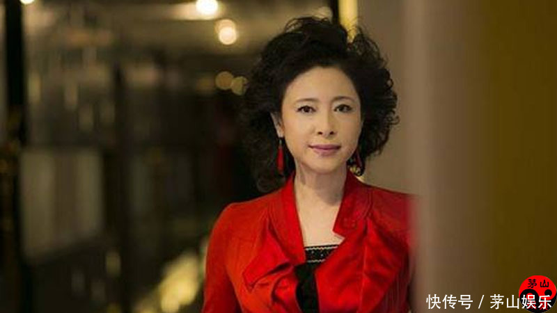 徐峥的娘,赵丽颖的婆婆,和老公两个人都是国