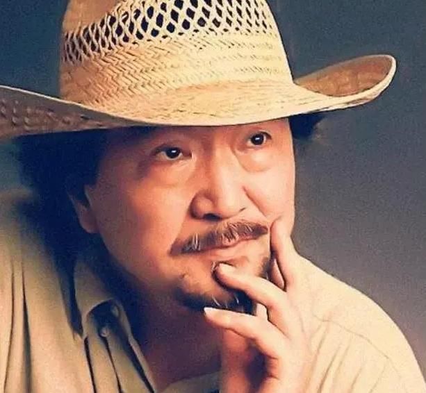 他是国家一级演员,片酬是鲜肉明星的零头,王思