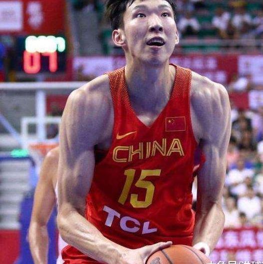 姚明谈中美篮球差距, 王治郅神补刀, 周琦用行动