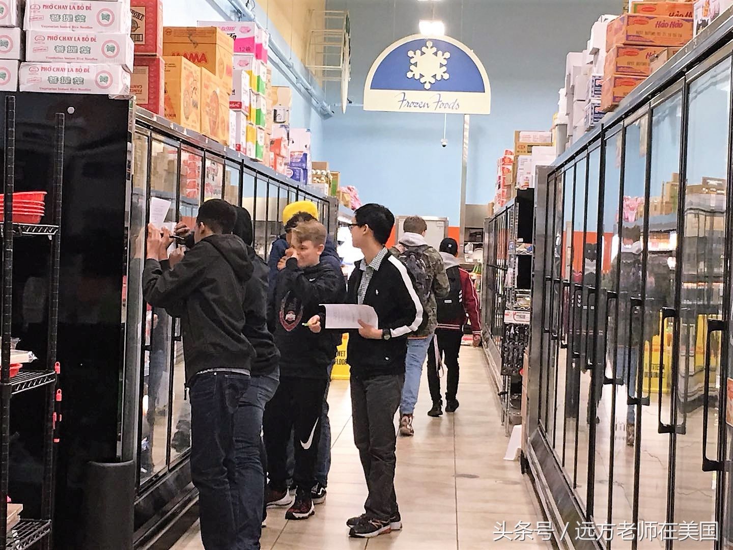 美国高中生的中文课:逛中国超市,吃美味中餐