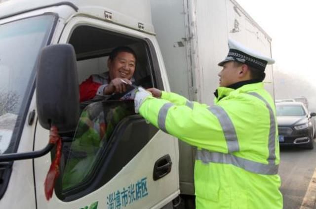 2018驾照代扣分,后果可能很严重,来看看交警提