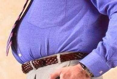 肚子赘肉太难看! 常吃这些脂肪克星, 排毒减脂肪抚平大肚子